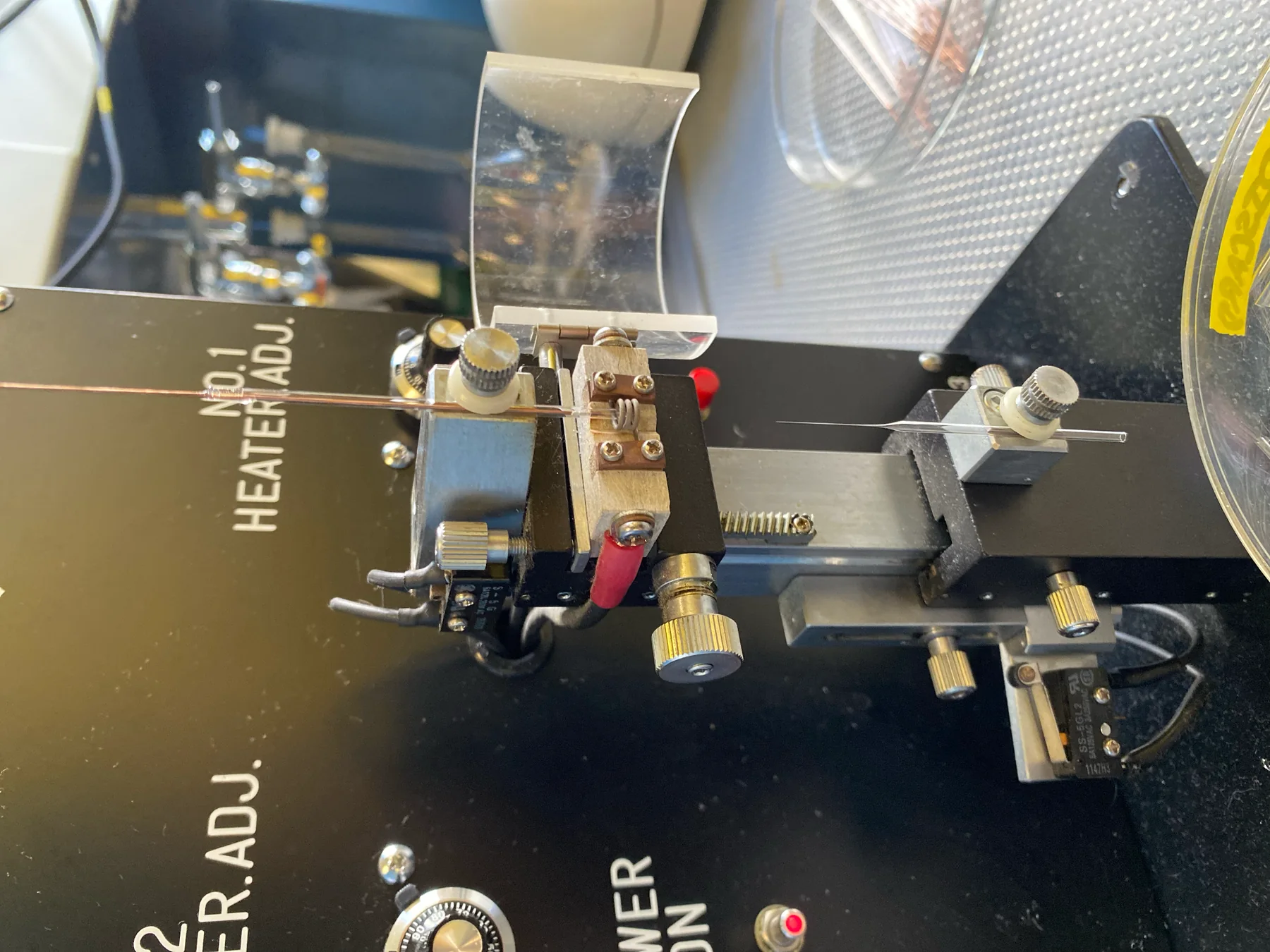 Mikroelektrot çekme ve termal şekillendirme
