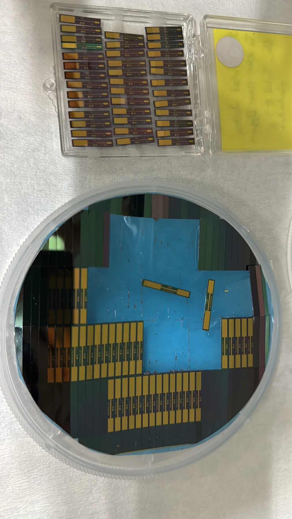 Litografi ile üretilmiş elektrotlar